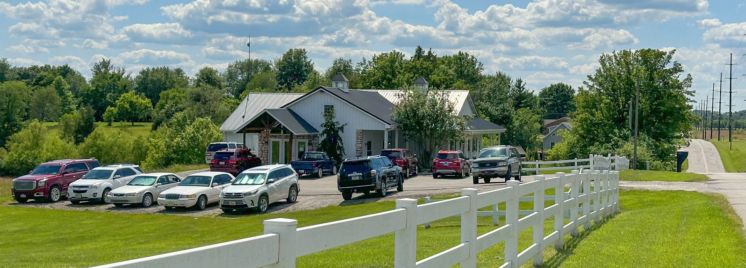 Animal Hospital in Huntingburg, IN (Dubois County)